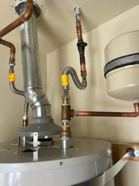 Water heater installation and plumbing repair in Venice